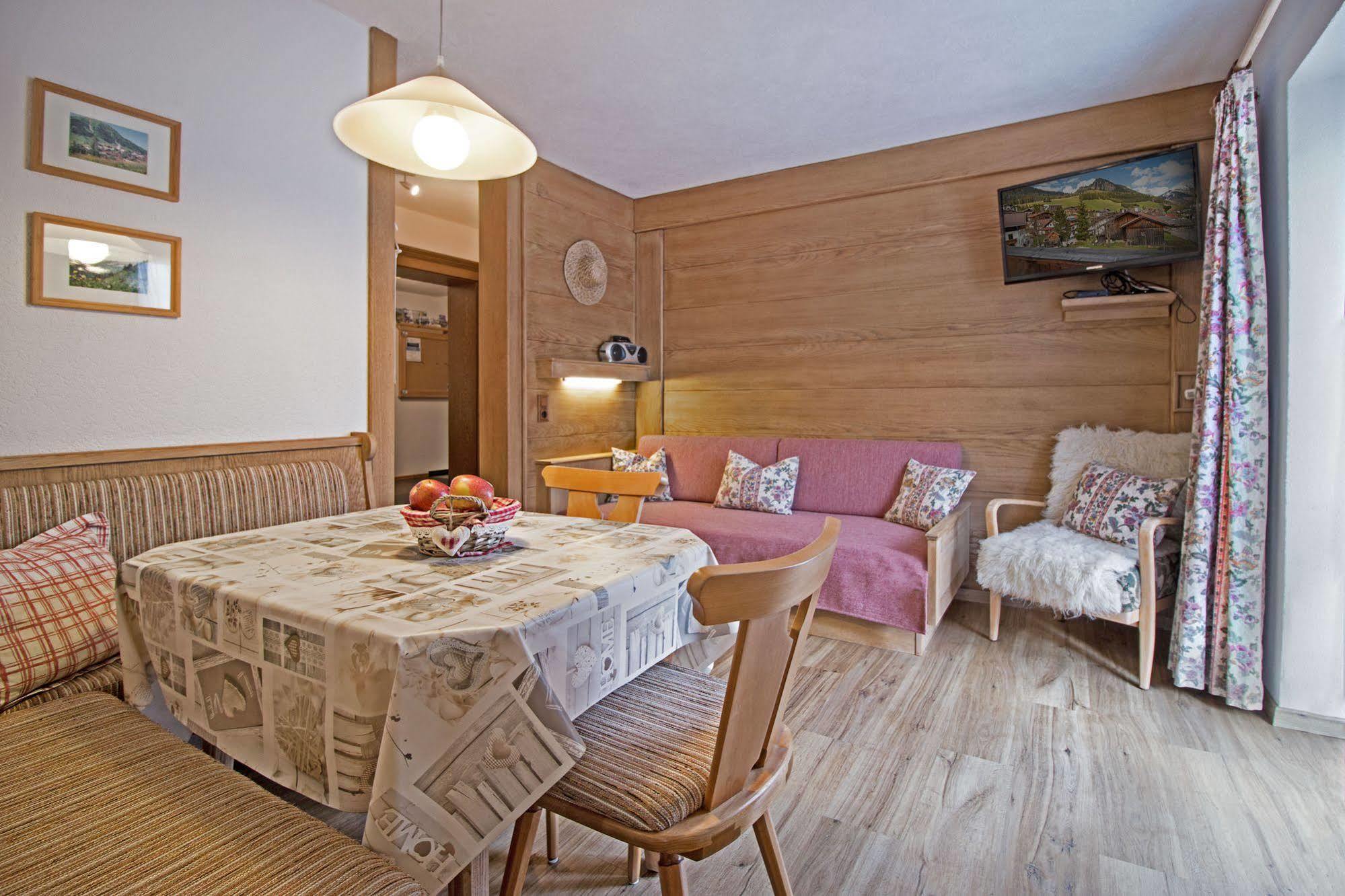 Haus Amann Apartment Berwang Ngoại thất bức ảnh